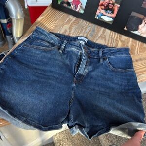 Women’s shorts plus size